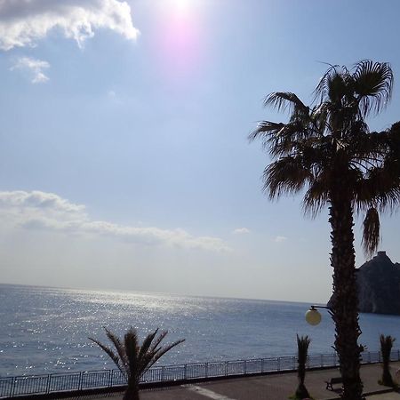 阿克伦住宿加早餐旅馆 SantʼAlessio Siculo 外观 照片